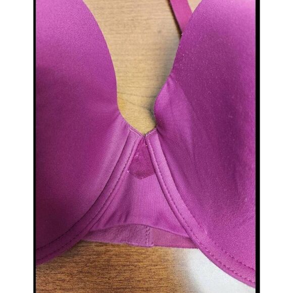 Olga & Adore Me SET OF 2 38D: 1-Olga red/pink underwire bra. 1-Adore Me Lightly - Picture 4 of 13